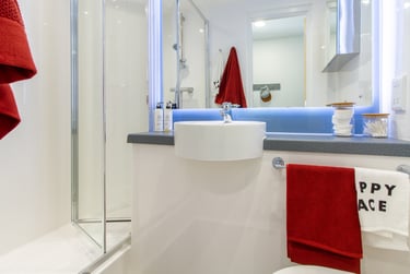 Standard En Suite - Image 4